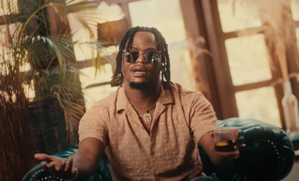 Vinchenzo M'bale Ft. Bobby East - Cheers To The Good Times