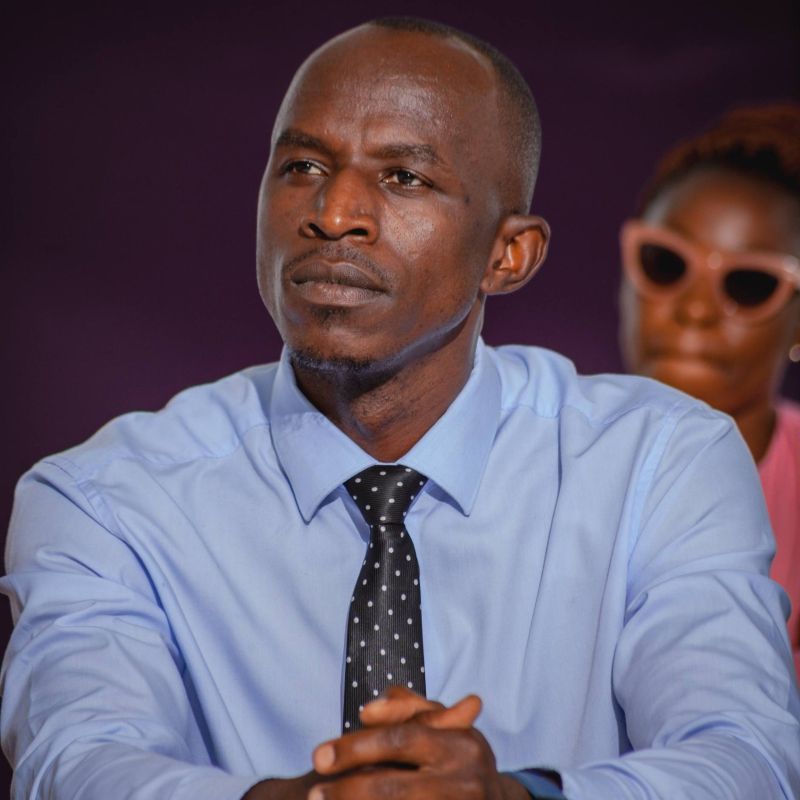 Macky 2 Arrested After Meeting a Group of Unpaid Ex-miners